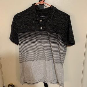 BLACK AND WHITE DRESS SHIRT/POLO⚫️⚪️🔘